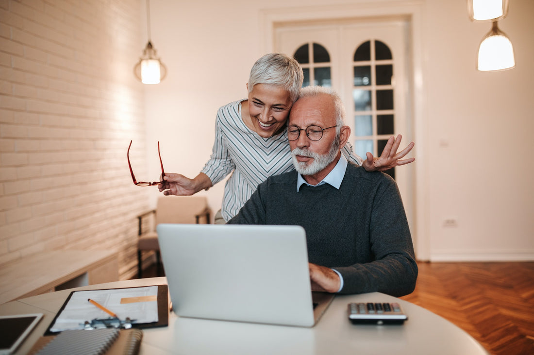 Tips for Seniors to Start a Blog