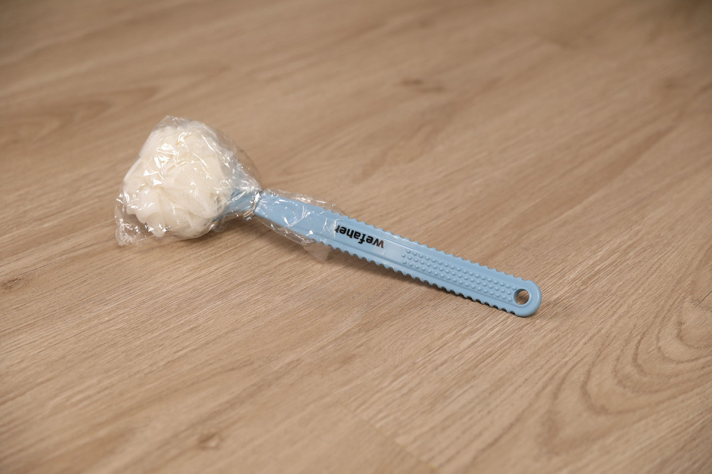 Wefaner Handled Bath Brush for Skin Exfoliating