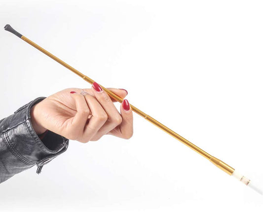 Normal gold Audrey Hepburn cigarette holder for women and men, feature image 