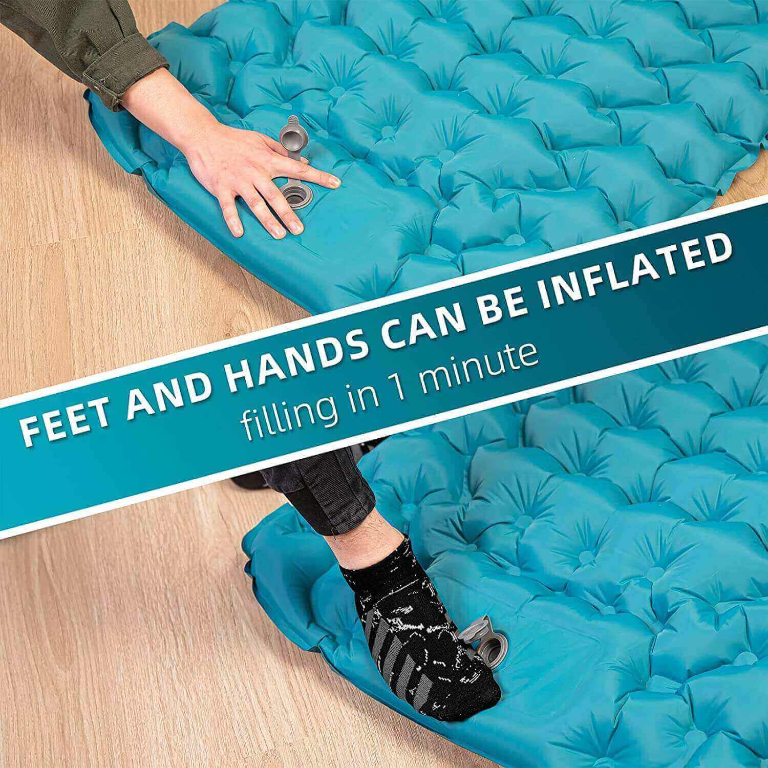 Self inflating camping mat with pillow, detail demo
